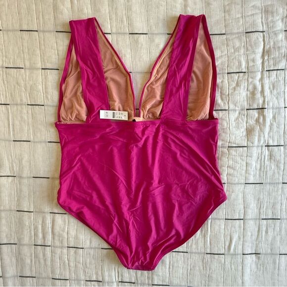 NWT J.Crew Plunge V Neck One Piece Bathing Suit Women’s Fuscia Pink Size 24 - Picture 6 of 11